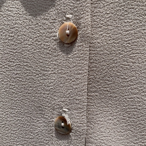 Wukogals Beige Lightweight Textured Shirtdress - Picture 8 of 9